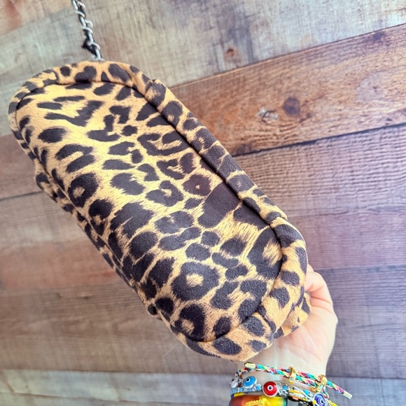 NWT Laila Geir Ness Chic Leopard Print Shoulder Bag - Picture 6 of 9